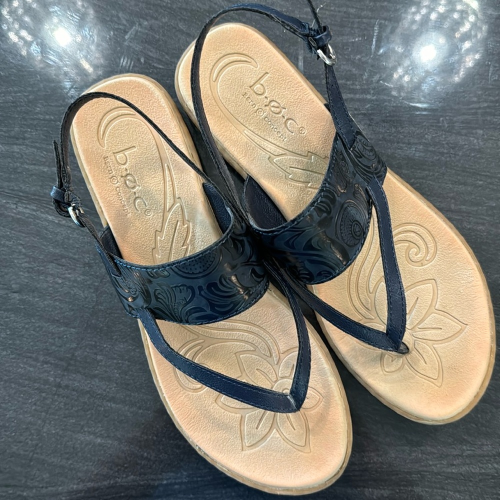 Born Women’s Sandals